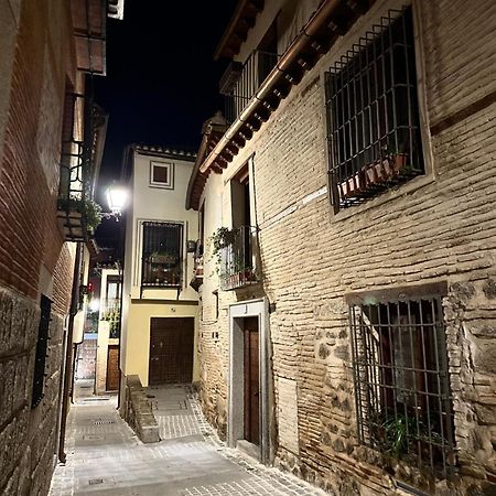 Apart. Palacio Canonigo 7 - Junto Catedral Toledo Luaran gambar